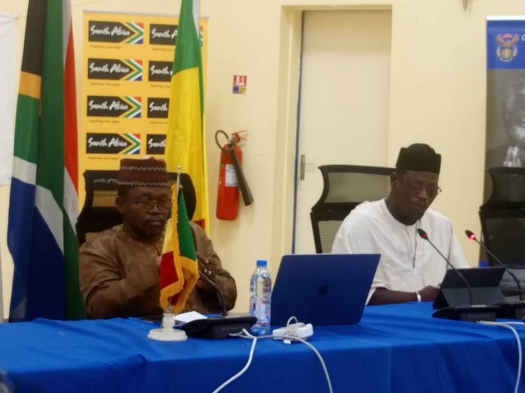 La photo du présidium